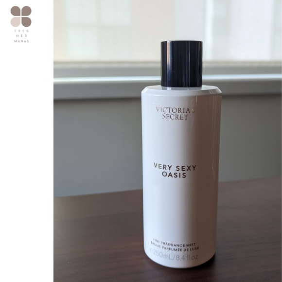 Victoria's Secret Very Sexy Oasis Fine Fragrance Mist - Picture 1 of 4